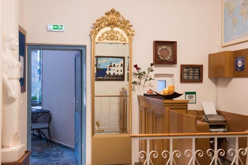 Captain's House Hotel Suites&Apartments Pánormos Buitenkant foto